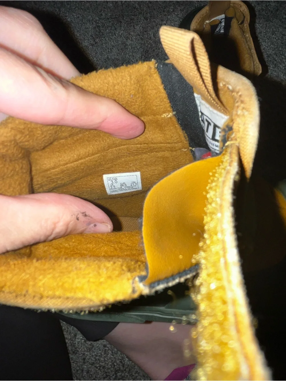 Vans mte galoshes boots warm winter or rain sz j3 kids